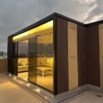 عمل مجلس زجاج في العين